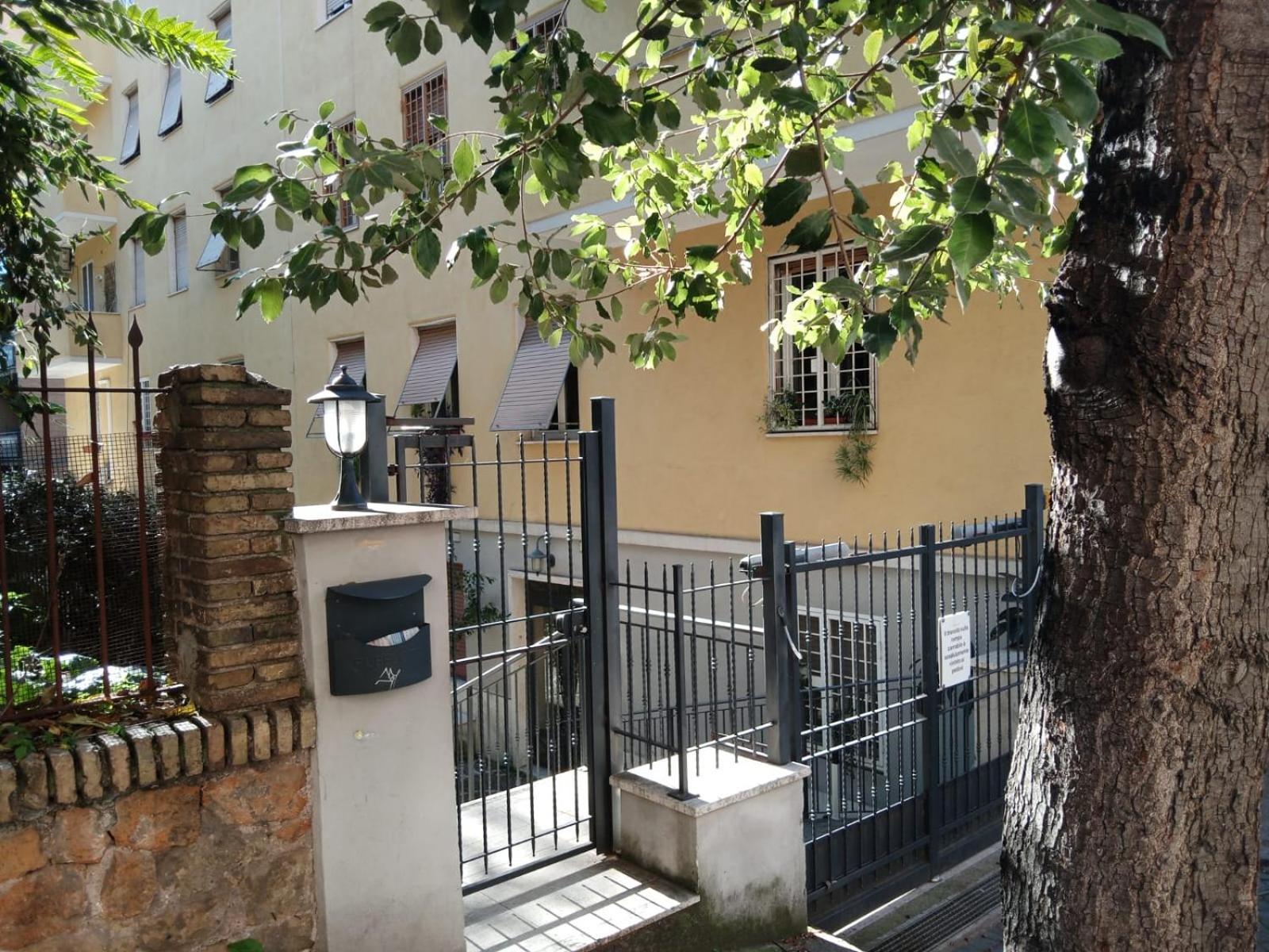 Rome Top Floor With Terrace Exterior foto